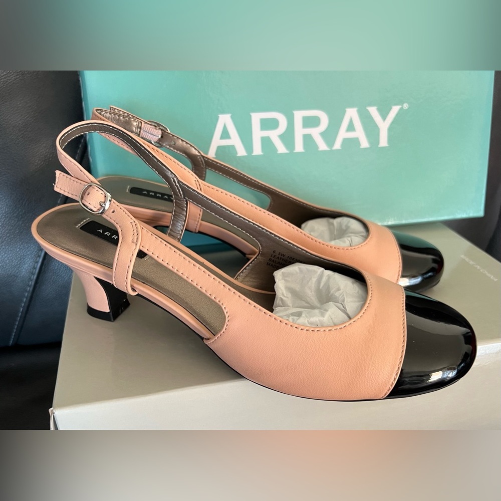 Array Blush Pink and Black Patent Leather Sling Back Heels Size 6.5 Wide